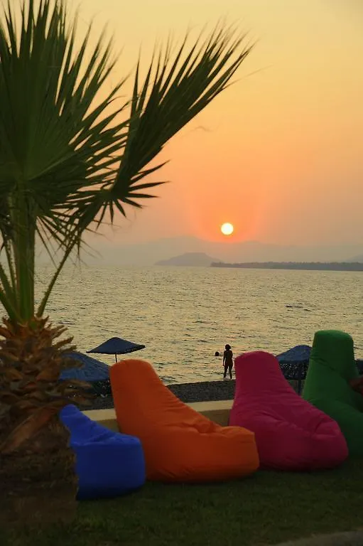 Ceren Hotel Fethiye 2*,